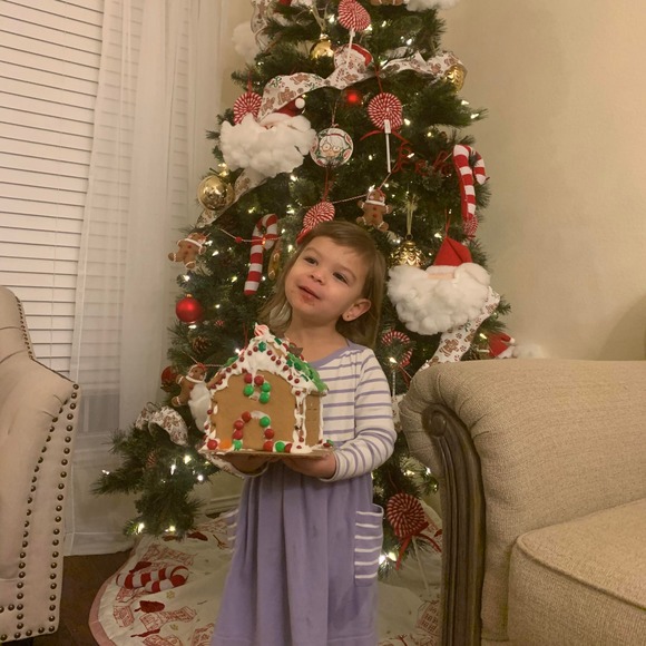 Meet your Posher, Rachel - Picture 1 of 1